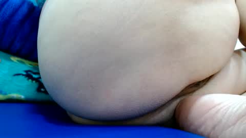 Snapshot of thebestpussyhairy chatting on 21, 12, 2024    Karla    online show from 21, 12, 2024