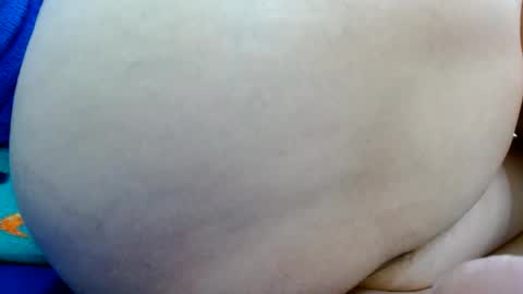 Snapshot of thebestpussyhairy chatting on 1, 1, 2025    Karla    online show from 1, 1, 2025