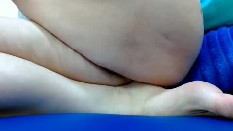 Snapshot of thebestpussyhairy chatting on 28, 2, 2025    Karla    online show from 28, 2, 2025