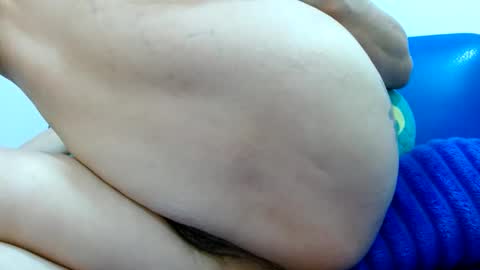 Snapshot of thebestpussyhairy chatting on 11, 3, 2025    Karla    online show from 11, 3, 2025