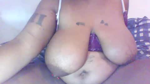 Snapshot of theblkexp chatting on 10, 11, 2025 theblkexp online show from 10, 11, 2025