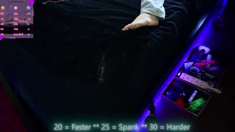 Snapshot of thecarrguyy chatting on 15, 10, 2025 Thatcarrguyy online show from 15, 10, 2025