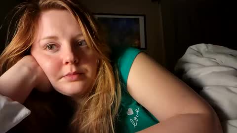 Snapshot of thedancingalien chatting on 22, 12, 2024 Kassandra Grant online show from 22, 12, 2024