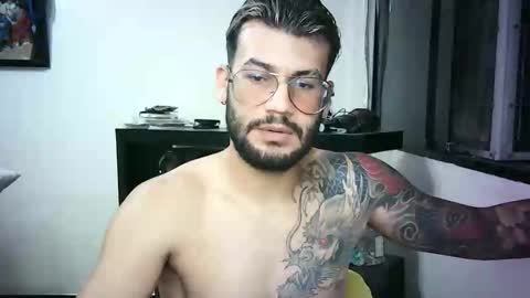 thedragonboyxxx online show from 2, 4, 2026