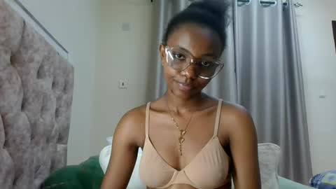 Snapshot of theequinn1 chatting on 28, 7, 2026 theequinn1 online show from 28, 7, 2026