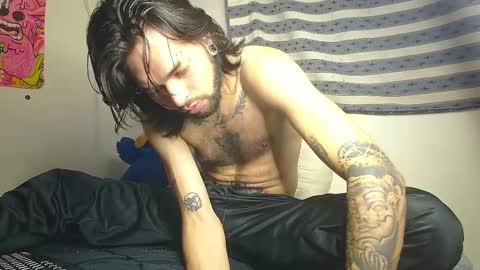 Snapshot of theferxxo_12 chatting on 5, 2, 2025 independent Model online show from 5, 2, 2025