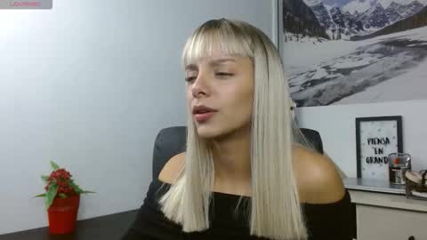 Peyton online show from 3, 11, 2025