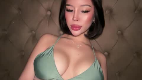 Snapshot of thegreat_legacy chatting on 12, 3, 2026 Elle dont forget to folloW me and thumbs up online show from 12, 3, 2026