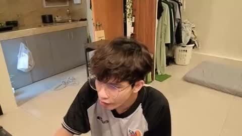 Green online show from 23, 12, 2025