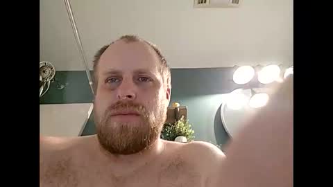 Snapshot of thehammerxx chatting on 13, 10, 2025 thehammerxx online show from 13, 10, 2025