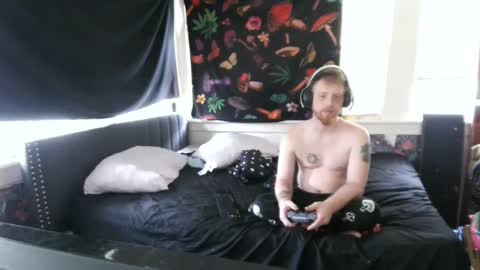 Snapshot of thehotfoxdd chatting on 23, 9, 2025 fuzzyfox online show from 23, 9, 2025