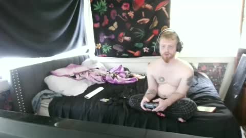 Snapshot of thehotfoxdd chatting on 30, 9, 2025 fuzzyfox online show from 30, 9, 2025