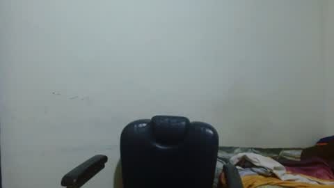 Snapshot of thehousedog chatting on 23, 7, 2026 thehousedog online show from 23, 7, 2026