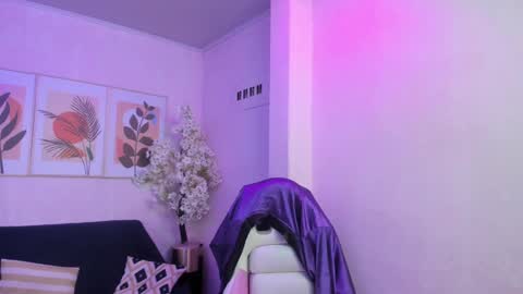 Theia  online show from 2, 3, 2025