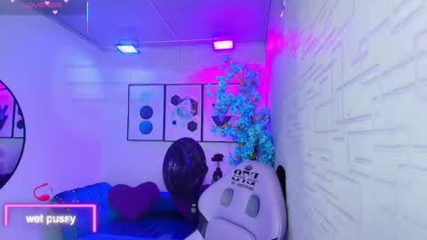 Theia  online show from 4, 10, 2025