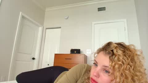Lily Marie online show from 30, 1, 2025