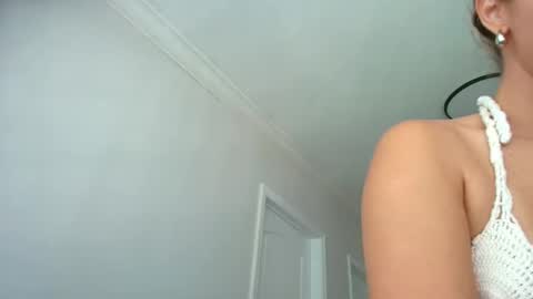 Lily Marie online show from 8, 2, 2025