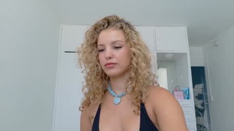 Lily Marie online show from 1, 5, 2026