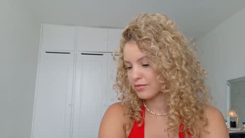 Lily Marie online show from 4, 5, 2026