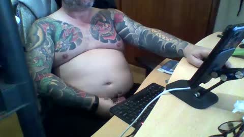 Snapshot of thekier chatting on 6, 12, 2024 thekier online show from 6, 12, 2024