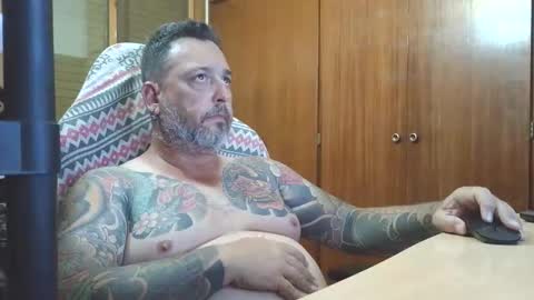 Snapshot of thekier chatting on 10, 10, 2025 thekier online show from 10, 10, 2025