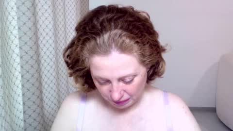 Ella online show from 22, 10, 2025