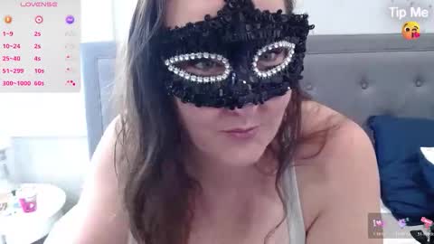 Lacey online show from 17, 12, 2025