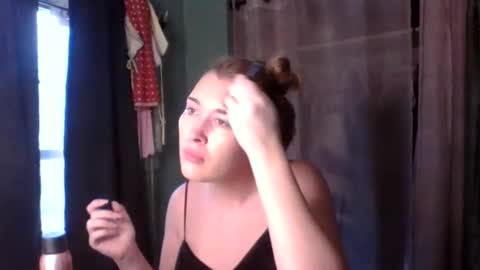 Snapshot of thelittlebambii chatting on 17, 1, 2026 Little Bambii online show from 17, 1, 2026