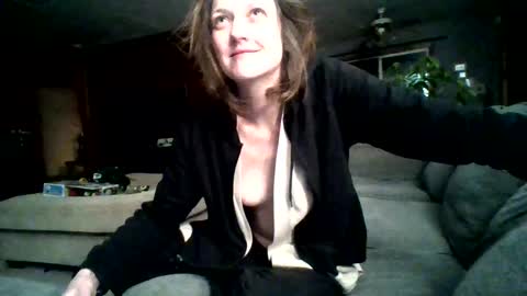 Snapshot of thelovecreep chatting on 14, 2, 2025 lovecreep online show from 14, 2, 2025