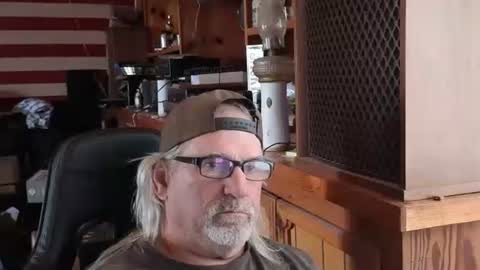 Snapshot of themasseure1 chatting on 16, 4, 2026 themasseure1 online show from 16, 4, 2026