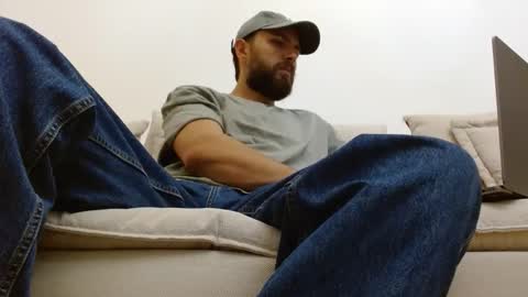 TheMonarchGoat online show from 15, 9, 2025