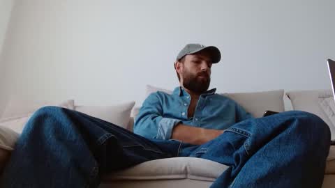 TheMonarchGoat online show from 17, 9, 2025