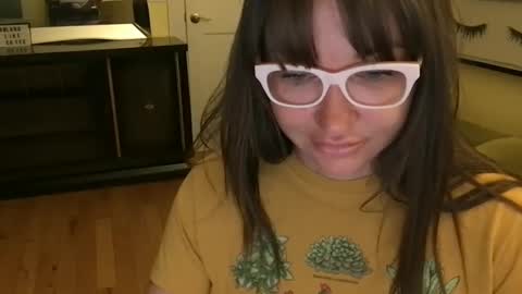 Snapshot of themrsnelson chatting on 13, 9, 2025 Cach Nelson online show from 13, 9, 2025