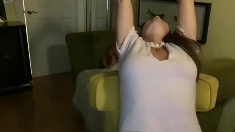 Snapshot of themrsnelson chatting on 17, 11, 2025 Cach Nelson online show from 17, 11, 2025