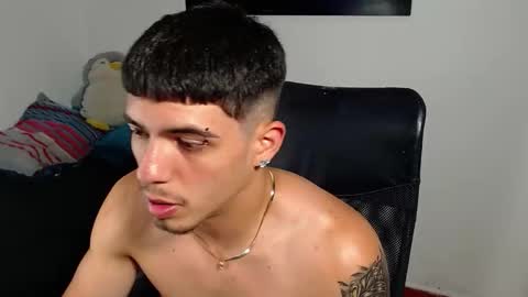 Snapshot of theo_levis chatting on 27, 3, 2026 theo_levis online show from 27, 3, 2026