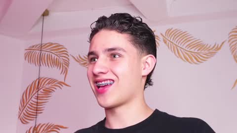 Snapshot of theohawke_ chatting on 26, 1, 2025 THEO- MATEO online show from 26, 1, 2025