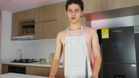 Snapshot of theohawke_ chatting on 15, 2, 2025 THEO- MATEO online show from 15, 2, 2025