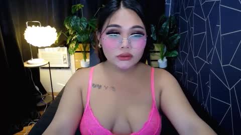 Snapshot of theonly_chin chatting on 3, 3, 2026 FRANCINE online show from 3, 3, 2026