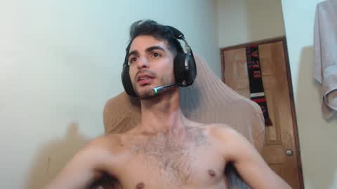 Santiago Enrique online show from 3, 3, 2025