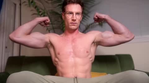 Snapshot of therealveggieboy chatting on 30, 9, 2025 Pookie online show from 30, 9, 2025