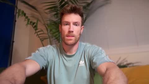 Snapshot of therealveggieboy chatting on 8, 11, 2025 Pookie online show from 8, 11, 2025