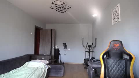 Nick   online show from 13, 9, 2025