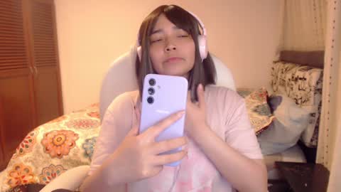 Mai online show from 5, 1, 2025