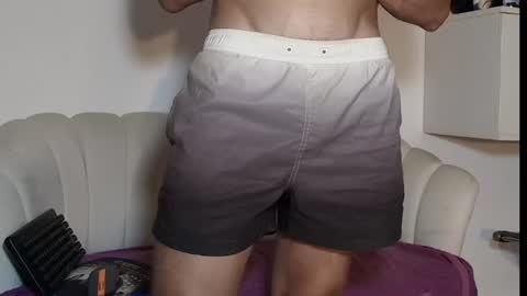 Snapshot of thetopalex chatting on 7, 8, 2026 TheTopAlex online show from 7, 8, 2026