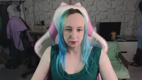 Snapshot of thetrixy chatting on 26, 9, 2025 The Great And Powerful Trixie online show from 26, 9, 2025