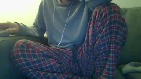 Scarf guy online show from 31, 1, 2026