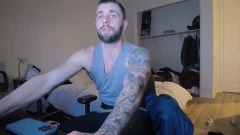 Snapshot of theufcfan_8181 chatting on 8, 2, 2025 troy online show from 8, 2, 2025