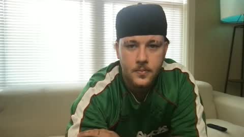 The Vibe Room online show from 15, 9, 2025