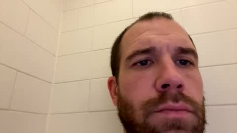 Snapshot of thewiggler32 chatting on 10, 1, 2026 thewiggler32 online show from 10, 1, 2026