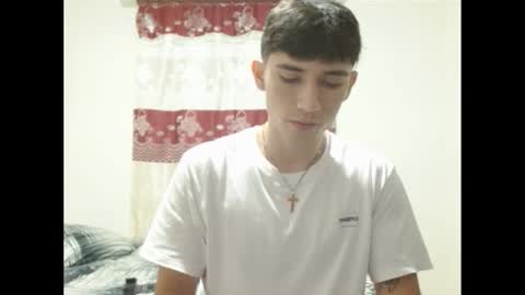 thiago_deseo69 online show from 2, 2, 2026